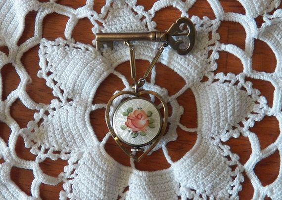 Gorgeous Dorson's Guilloche 12k Lapel Watch Pin