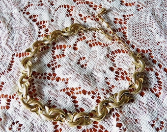 Gorgeous Goldtoned Coro Necklace