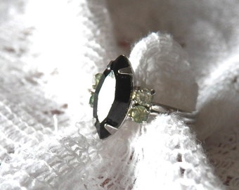 Lovely Sarah Coventry Marquise Cut Onyx Ring