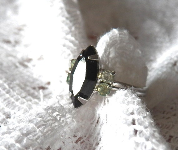 Lovely Sarah Coventry Marquise Cut Onyx Ring - image 1