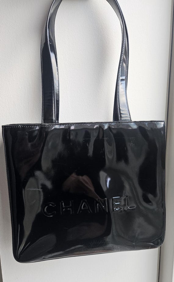 Vintage Chanel Bag Black Patent Leather Shoulder Shopper Classic