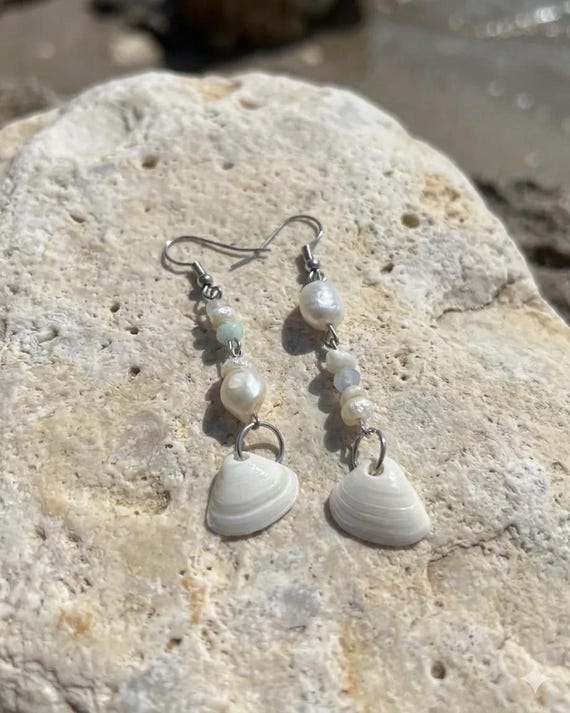 "Mermaid Cave" Earrings (Shell & Freshwater Pearl)