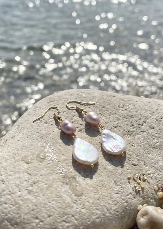 "Tear of a Siren" Earrings  (Freshwater Pearl)