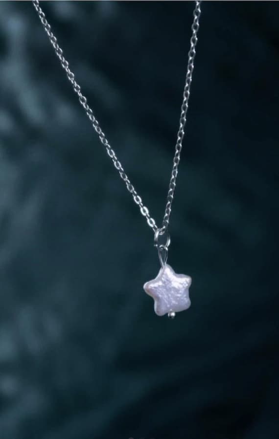 "Starlight" Pendant (Freshwater Pearl)