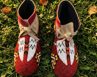 Moccasins – Red Leather Beaded Moccasins Shoes – Native Style MC652