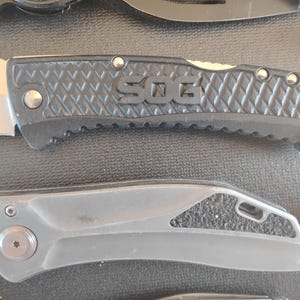 23 Knives Multi brand Gerber, Sog, Buck, Kershaw, Camilus, Victoronix, Huge LOT image 12