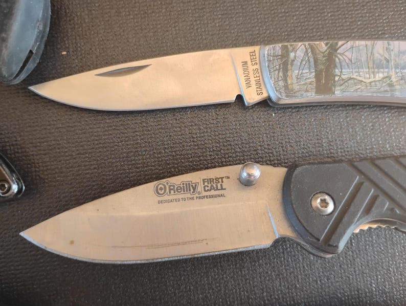23 Knives Multi brand Gerber, Sog, Buck, Kershaw, Camilus, Victoronix, Huge LOT image 13