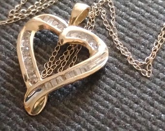 10 kt Yellow Gold Heart Necklace