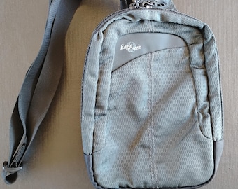 Vintage Eagle Creek crossbody shoulder bag
