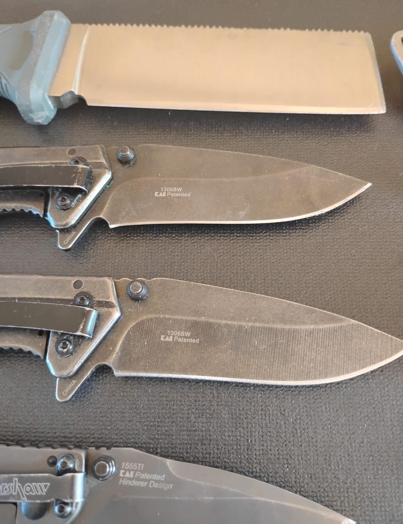 23 Knives Multi brand Gerber, Sog, Buck, Kershaw, Camilus, Victoronix, Huge LOT image 5