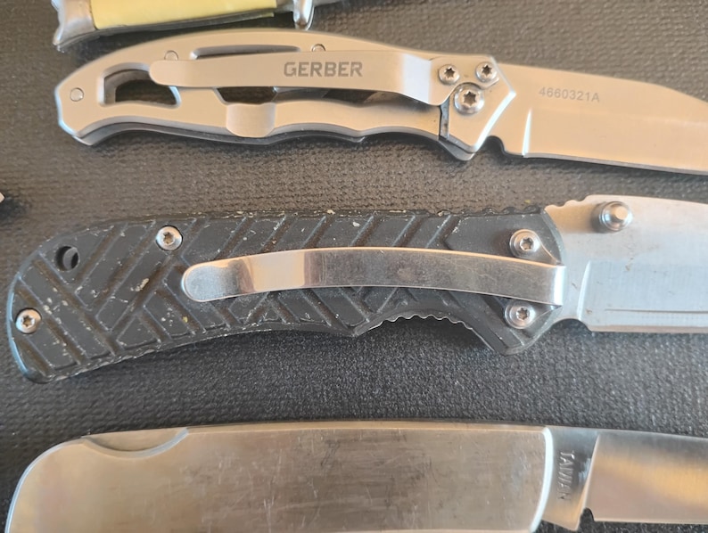 23 Knives Multi brand Gerber, Sog, Buck, Kershaw, Camilus, Victoronix, Huge LOT image 6