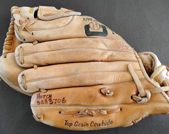 Vintage Louisville Slugger Glove