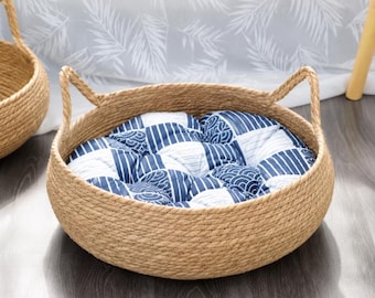 Gewebtes Katzenbett - Handgewebtes Haustierkorbbett, natürlicher Rattan-Katzenkorb, gemütliches Katzenkissenbett, kleines Hundebett, Boho-Haustierbett, Haustiermöbel für drinnen