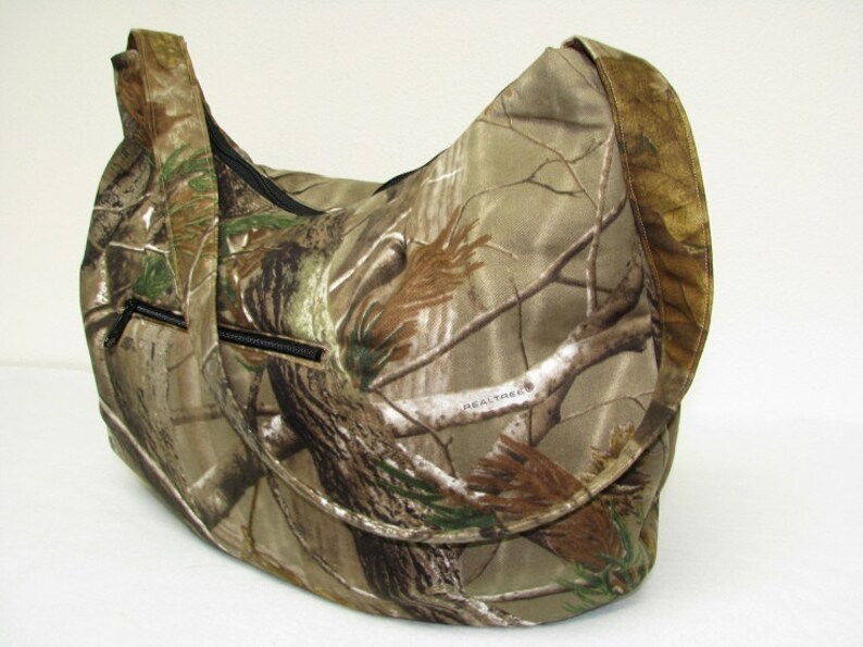 hobo bag with zipper