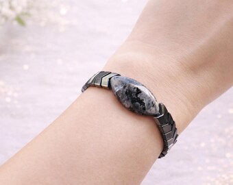 Armband hematiet larvikiet, natuursteen, roestvrijstalen sluiting, aardingssieraden