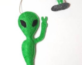 Best Cat Toy, Catnip Cat Toy, Kitten Cat Toy, Indoor Cat Toy, Alien cat toy with UFO