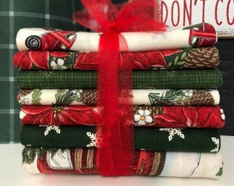 Holly Berry Fat Quarter Bundle y Pannel