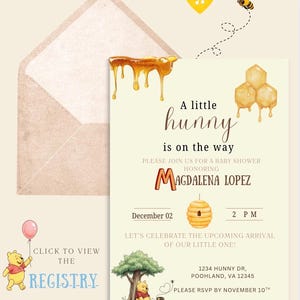 Puede incluir: Invitación a un baby shower con temática de Winnie the Pooh. La invitación incluye el texto "A little hunny is on the way" con detalles para un baby shower en honor a Magdalena Lopez. El diseño incluye gotas de miel, una colmena y un oso de dibujos animados.