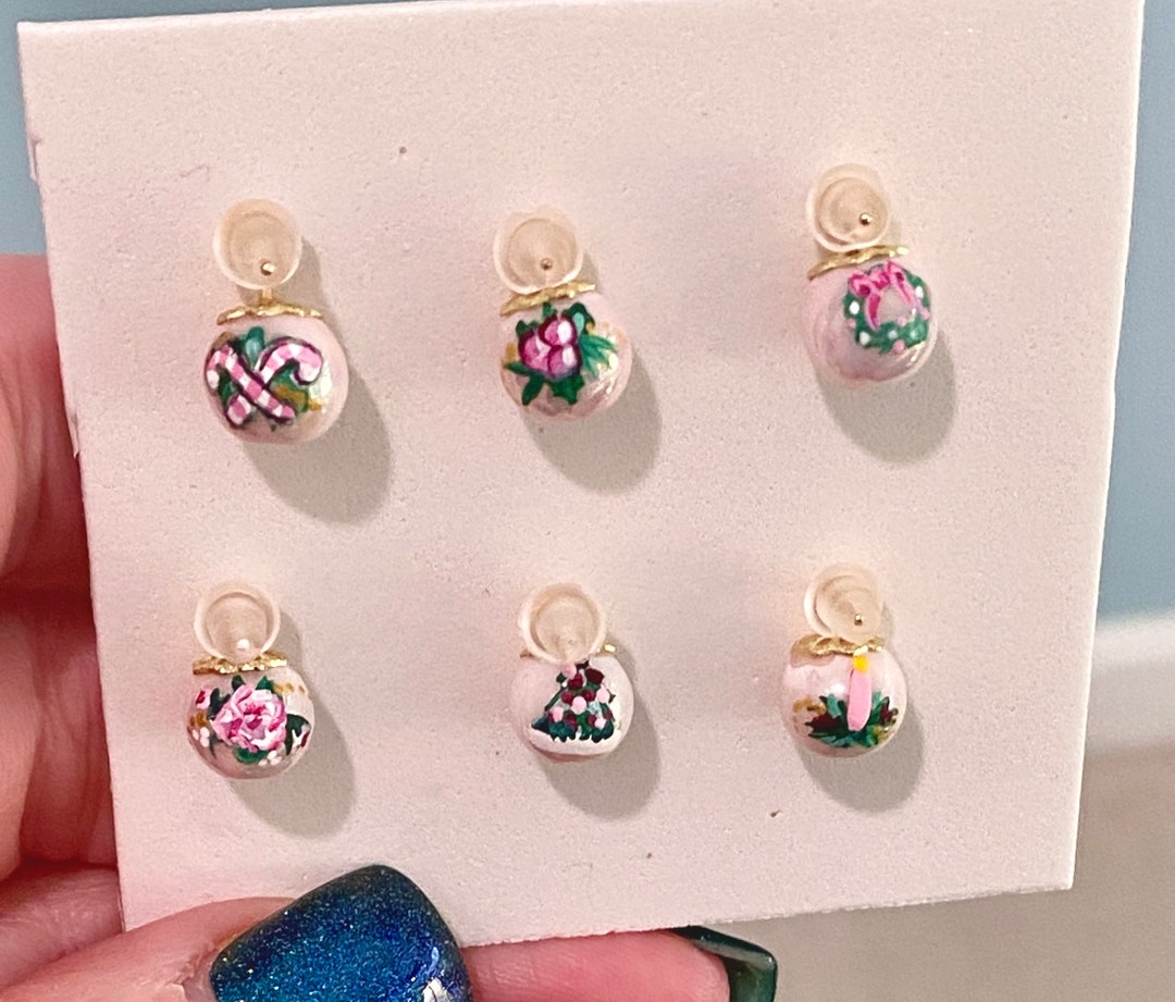 Dollhouse Miniature CHRISTMAS ORNAMENTS Set of 6 Pink Motif on White, 1