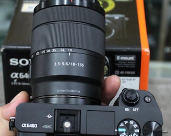 Sony A6400 Mirrorless Camera – 24.2MP APS-C, 4K Video, Fast Autofocus, Excellent Condition