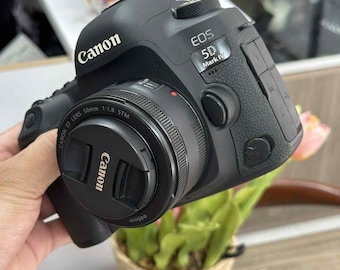 Canon E0S 5D Mark IV DSLR Camera with EF 50mm f/1.8 StM Lens – 30.4MP Full-Frame, 4K Video,