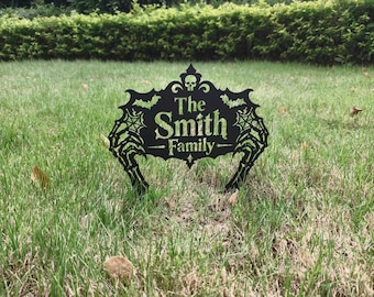 Personalized Gothic Family Name Garden Sign, Black Metal Halloween Lawn Decor, Custom Outdoor Yard Sign, Skull Spider Web Garden Stake