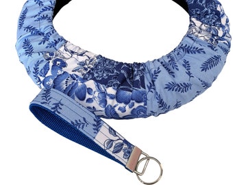 Bright Blue Daisy Delight Patchwork Steering Wheel Cover-Matching Keychain Option-Custom Made to Properly Fit Your Vehicle