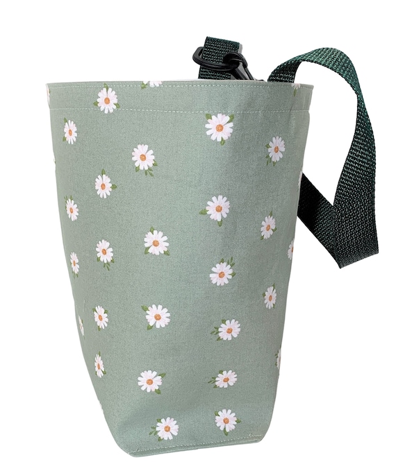Daisy Sage Water Repellent Car Trash Bag-Auto Garbage Bag – Headrest & Center Console Hanging Organizer