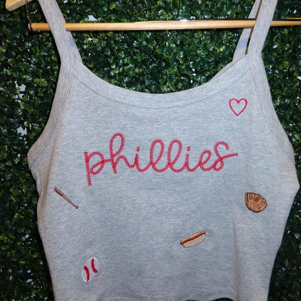 Camiseta y top sin mangas de los Phillies bordados – Diseño minimalista de béisbol, tejido acanalado / Philadelphia Baseball