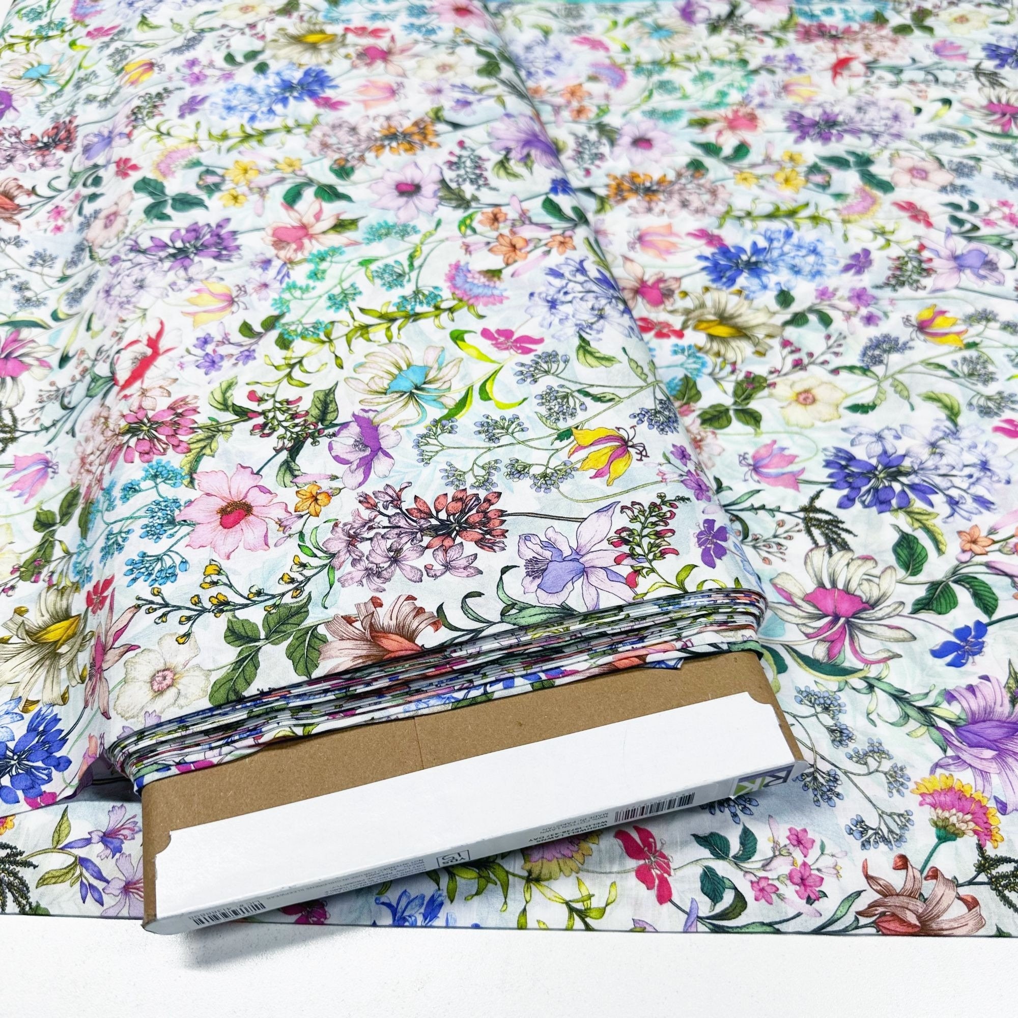 1 Yard Wishwell Cotton Lawn Floral Fabric, WELD-19738-437