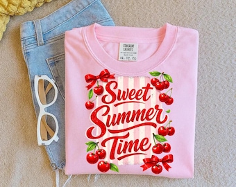 Maglietta con grafica "Sweet Summer Time Cherry", stile retrò per le vacanze al mare.