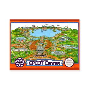 Può includere: Una mappa illustrata a colori dell'Epcot Center con Future World e il World Showcase. La stampa mostra vari padiglioni, una laguna centrale e l'iconica sfera geodetica. Il testo riporta Walt Disney World EPCOT CENTER.