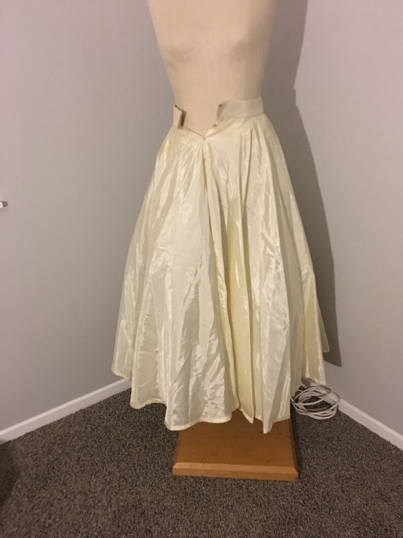 Vintage Crinoline #32