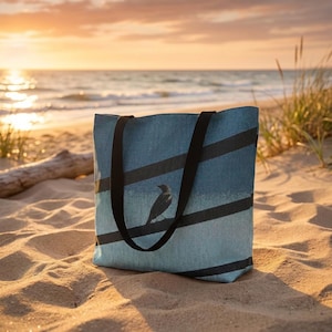 Bolso tote con diseño de pájaro en alambre / Bolso de hombro tejido con textura degradada azul