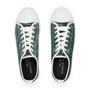 Sneakers basse da uomo color verde acqua con stampa astratta effetto marmo / Scarpe da barca in tela con motivo artistico immagine 5