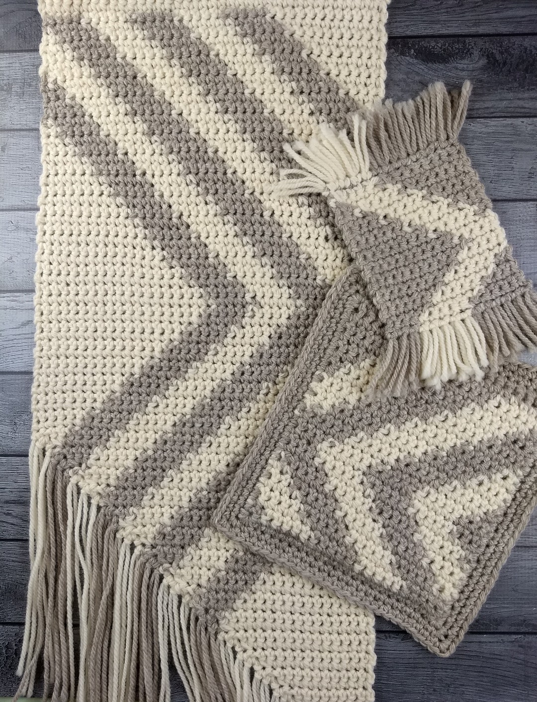 Asymmetric Arrows Crochet Wall Decor Pattern Set - Wall Hanging, Mug ...