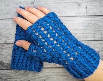 X's and O's Fingerless Glove - Crochet PDF Pattern File Adult Men's/Women's Fingerless Gloves