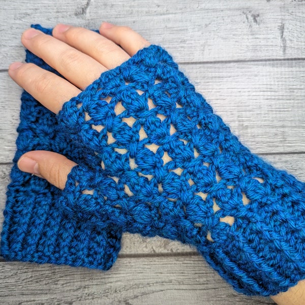 X's and O's Fingerless Glove - Crochet PDF Pattern File Adult Men's/Women's Fingerless Gloves