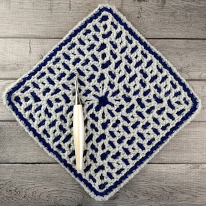 Interlocking Crochet Square | Crochet Blanket Square | June Interlocking Crochet Square in the Round