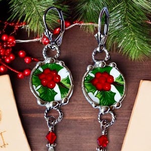 Earrings, Broken China Jewelry, Round Broken China Earrings, Xmas Jewelry, Holly China, Christmas Jewelry, Sterling Sliver, Soldered Jewelry