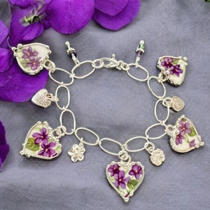 Bracciale, Gioielli in porcellana rotta, Bracciale in porcellana rotta, Viola viola, Catena in argento sterling, Gioielli saldati, Bracciale con ciondolo, Gioielli a cuore