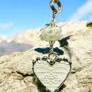 Necklace, Broken China Jewelry, Broken China Necklace, Heart Pendant, White Lace China, White Flower Lampwork Bead, Soldered Jewelry
