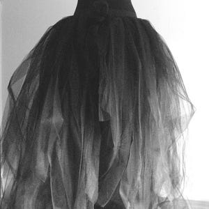 NEU Schwarzer Langer Tüll-Tütü Halloween Goth Steampunk Cosplay alle Größen an der Kasse