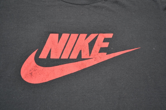 Nike 70's 80's Classic Swoosh T-Shirt Size Size M Shi… - Gem