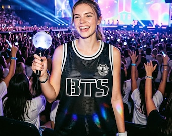 Personalisiertes BTS Basketball Jersey Tank Top, Kpop World Tour 2026 Shirt, Konzert Jersey Geschenk für Fans