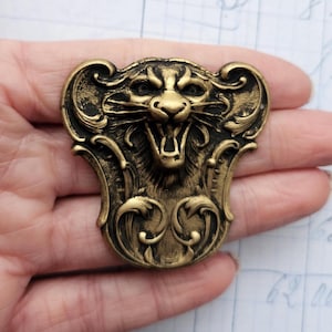 1 Lion Head Stamping Lion Ornament Steampunk Beast Game Thrones Lion Ornate Baroque Rococo