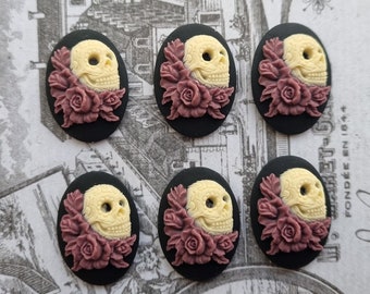 DAY of the DEAD Sugar Skull with Roses Cameo Cabs Cabochon Day of the Dead Dia de los Muertos Skull Black Ivory 25x18mm 6 PIECES