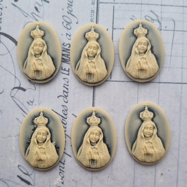 6 pieces Virgin of Guadalupe Lady of Guadalupe Cameo Cabochon Mary - Ivory on hazy blue/black - 25x18mm