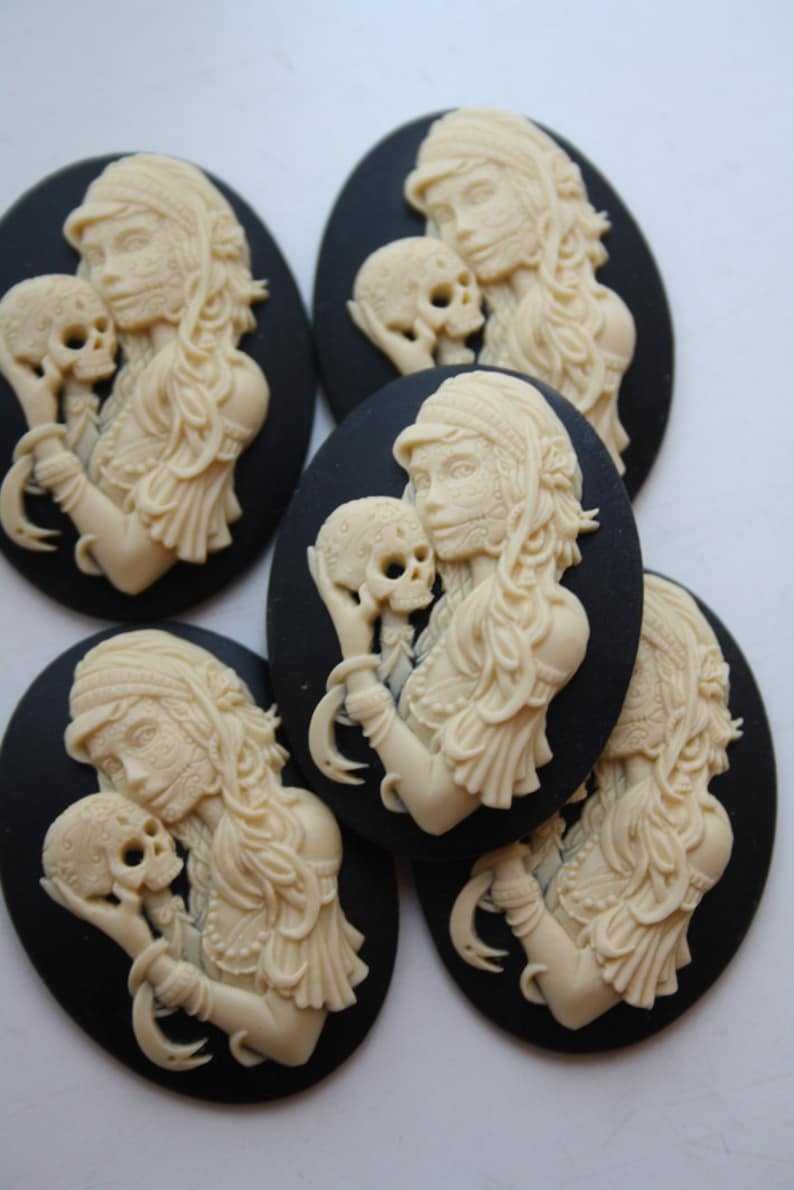 DAY of the DEAD Sugar Skull Skeleton Lady Cameo Cabs Cabochon Day of the Dead Dia de los Muertos Skull Black Ivory 40x30mm 5 PIECES
