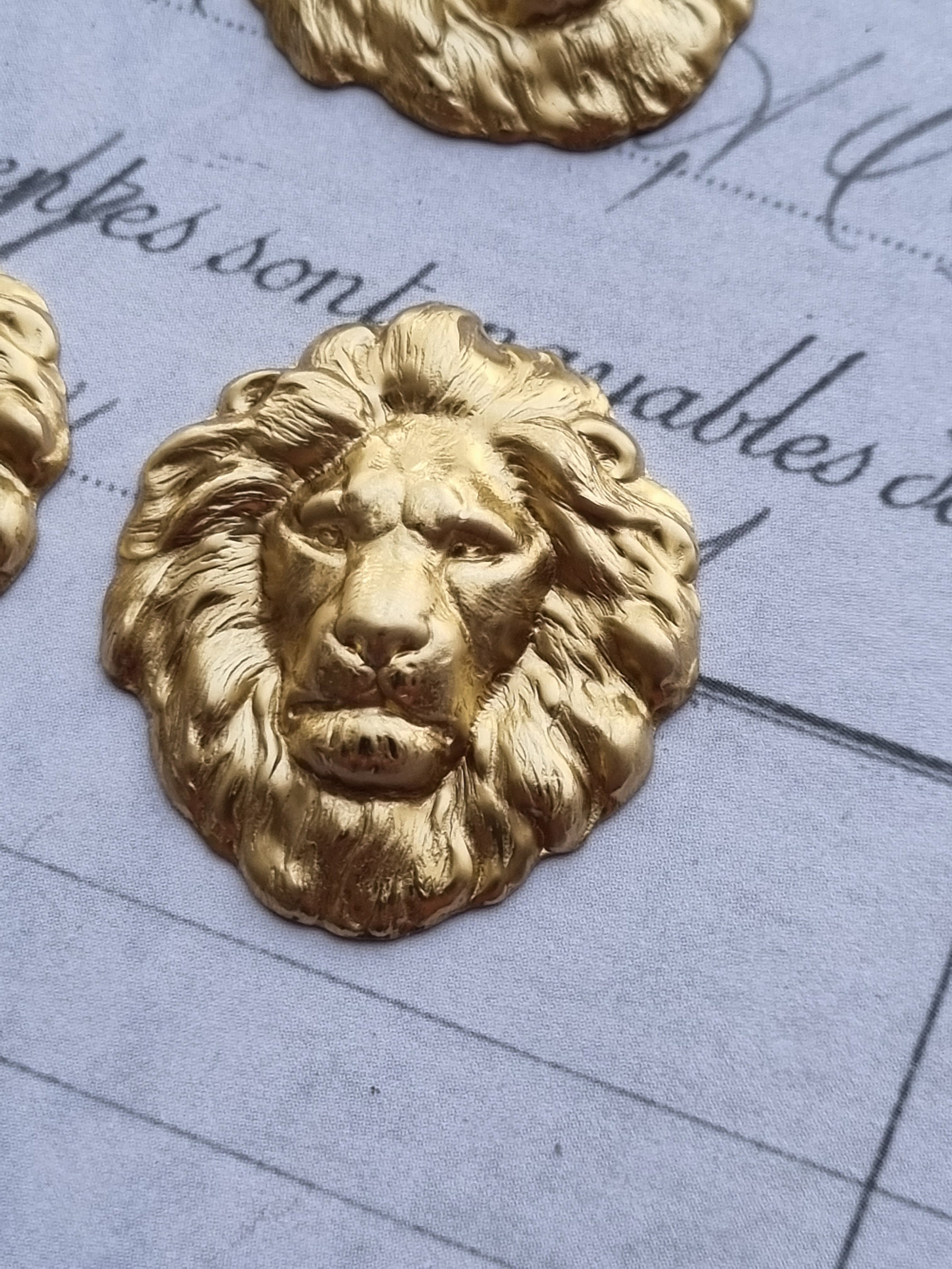 Gold lion weapon - Etsy 日本